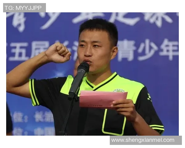 加维助力球队重振雄风展现个人风采引领新一轮足球热潮